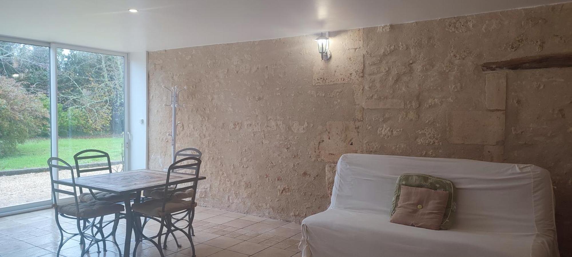 Gite Cosy, Sur Jardin, Terrasse Privee, Parking Au Calme En Rdc Gémozac Eksteriør billede